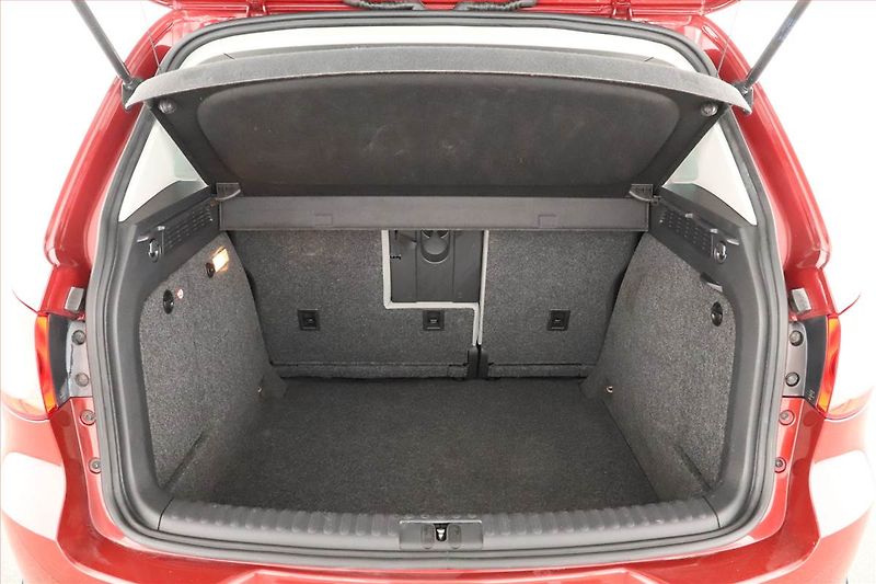 Volkswagen Tiguan (2009) 2.0 TDI, 4X4, Automat, Navi - fotka 11 z 14