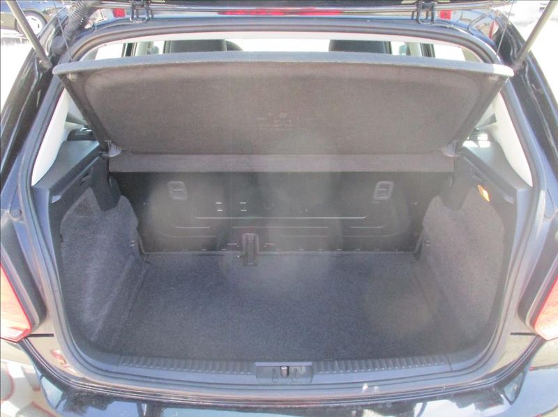 Volkswagen Polo 1,2 i,klimatizace, ABS,ASR, - fotka 12 z 31