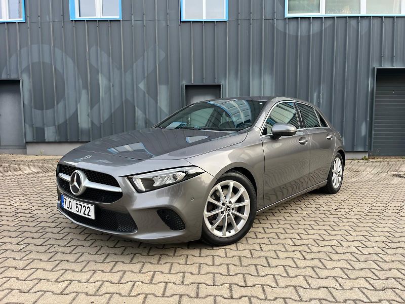 Mercedes-Benz Třídy A 220 4MATIC Progressive Line - fotka 1 z 15