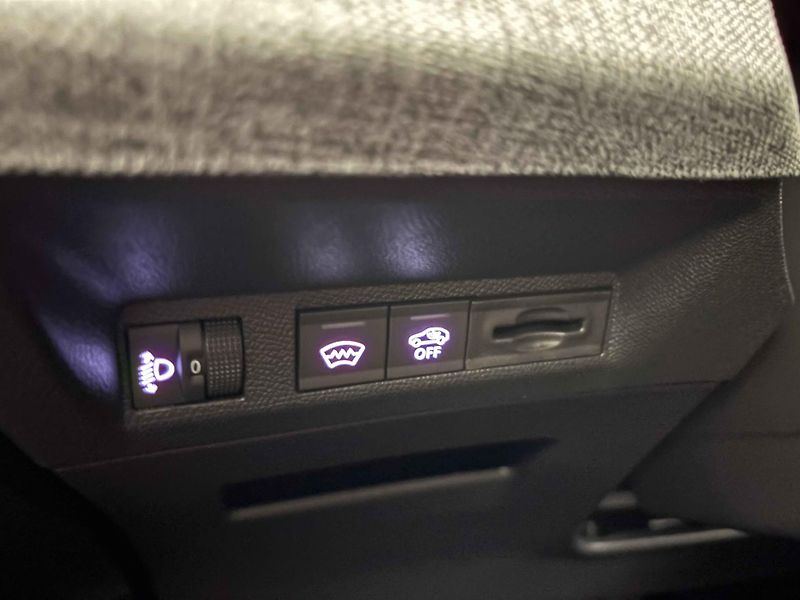 Peugeot 3008 (2026) Allure Hybrid 145 e-DCS6 - fotka 16 z 42