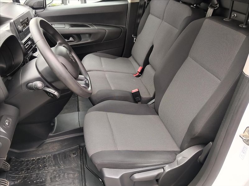 Citroën Berlingo 1,5   1.5HDI 75Kw KLIMA, 3 MÍS - fotka 11 z 21