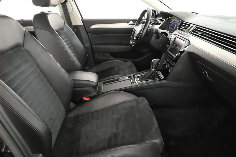 Volkswagen Passat (2016) 2.0 BiTDI, 4X4, Automat - fotka 7 z 17