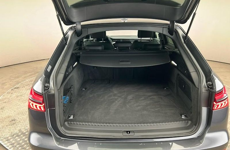 Audi A6 Avant 55 e TFSI Q S-Line Matrix Taž  - fotka 14 z 29