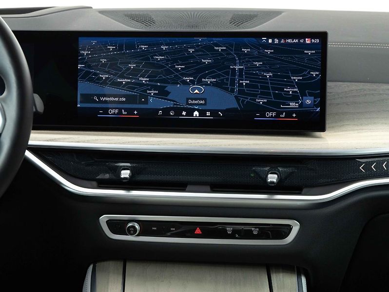 BMW X5 xDrive50e - fotka 14 z 23