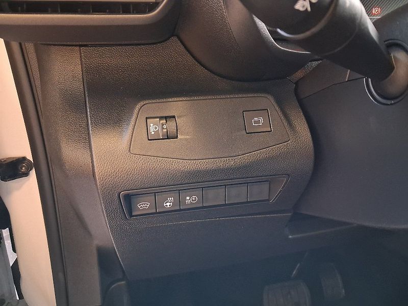Opel Combo Crew Van Electric 100kW/50kWh - fotka 15 z 15