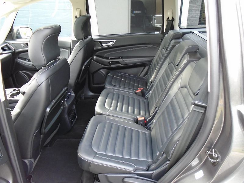 Ford Galaxy 2,0EcoBlue 140kW AWD Vignale  - fotka 17 z 50