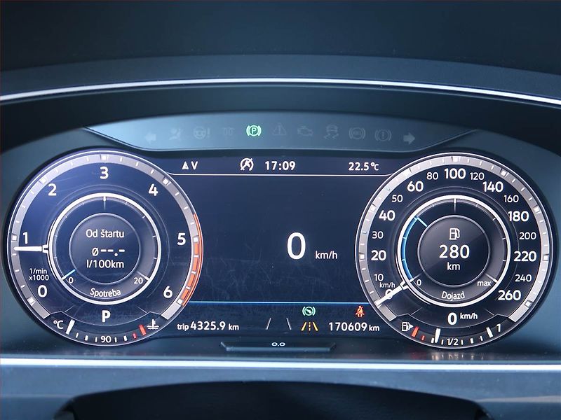 Volkswagen Tiguan (2018) 2.0 TDI, 4X4, Automat, Navi - fotka 11 z 19