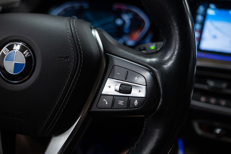 BMW X5 (2019) 30D 195 KW VZDUCH, PANO - fotka 25 z 46