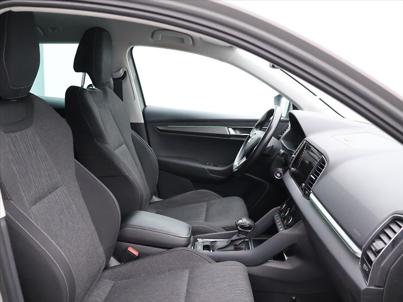 Škoda Karoq 1,5 TSI 110kW DSG Style Virtua - fotka 11 z 30