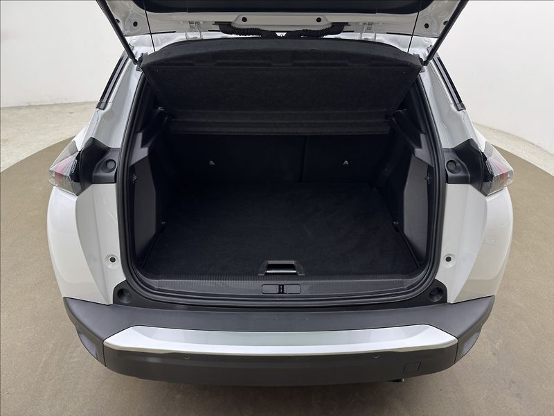 Peugeot 2008 1,2 DPH VÝHŘEV ALLURE+ 1MAJ ČR - fotka 42 z 42