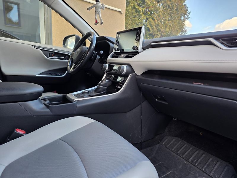 Toyota RAV4 2.5HYBRID-LPG-MAX.VÝBAVA-TAŽNĚ - fotka 11 z 13