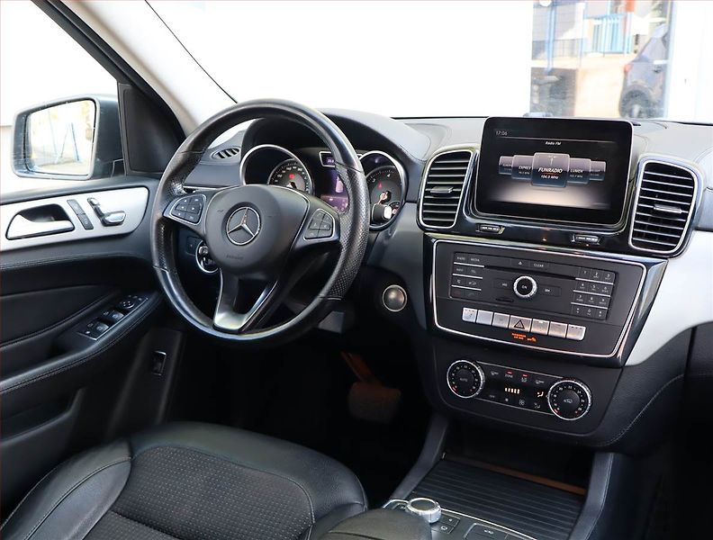 Mercedes-Benz GLE (2017) 350 d - fotka 7 z 20