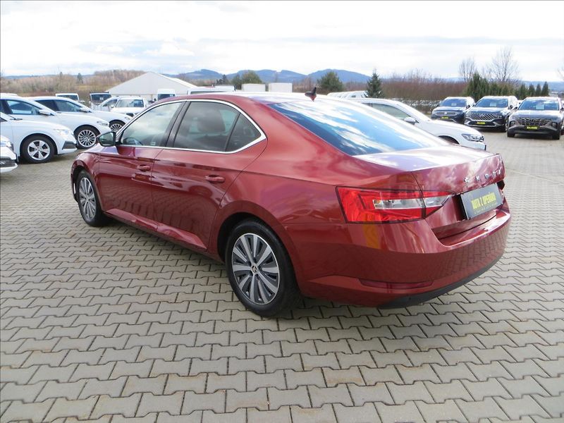 Škoda Superb 1,4 TSI PHEV DSG Style 115kW - fotka 5 z 25