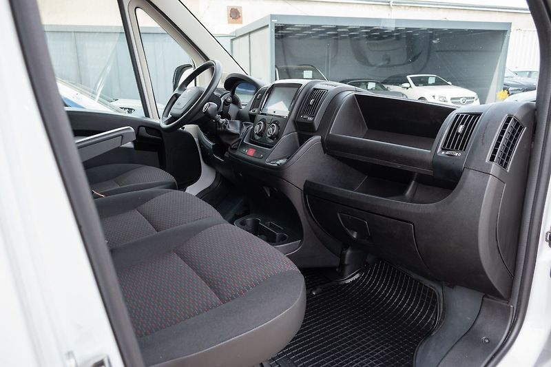 Peugeot Boxer 2.2 BlueHDi L4H3*ZÁRUKA*ČR 1.M - fotka 10 z 25