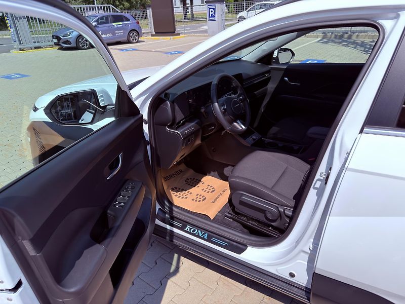 Hyundai Kona 1,6-110KW,AUTOMAT,TAŽNÉ,S-TECH - fotka 10 z 31