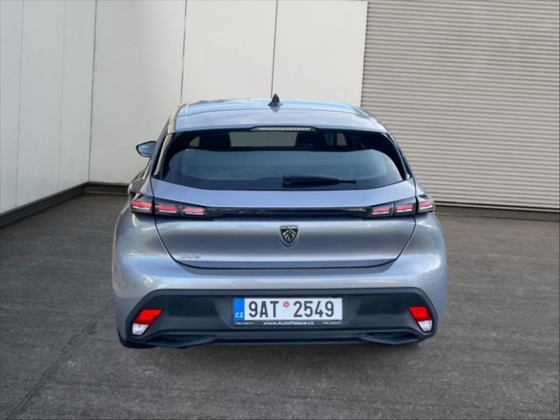 Peugeot 308 1,2 PT 130 Active Pack - fotka 5 z 11