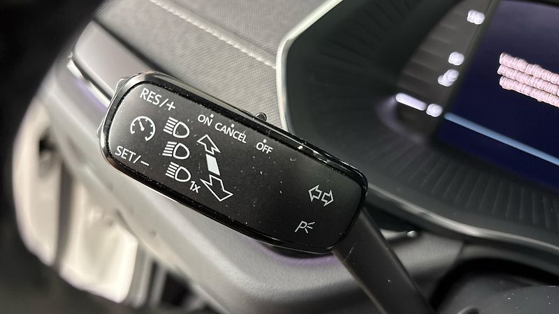 Škoda Octavia 2.0 TDI Style - fotka 14 z 25