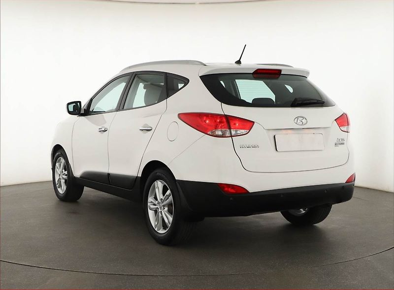 Hyundai ix35 (2013) 1.7 CRDi, Serv.kniha, Tempomat - fotka 4 z 17
