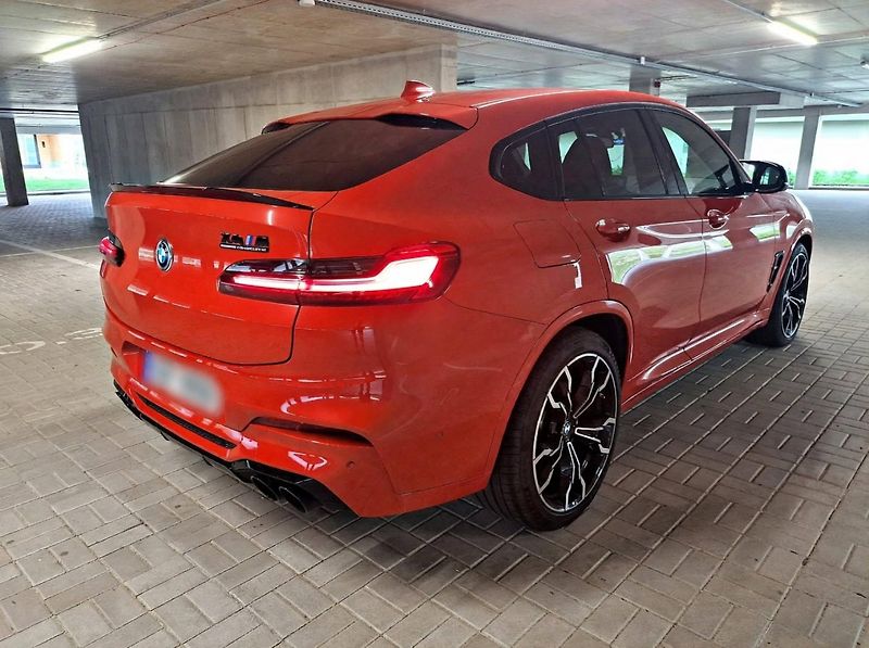 BMW X4 (2019) X4M Competition 510 PS - fotka 7 z 38