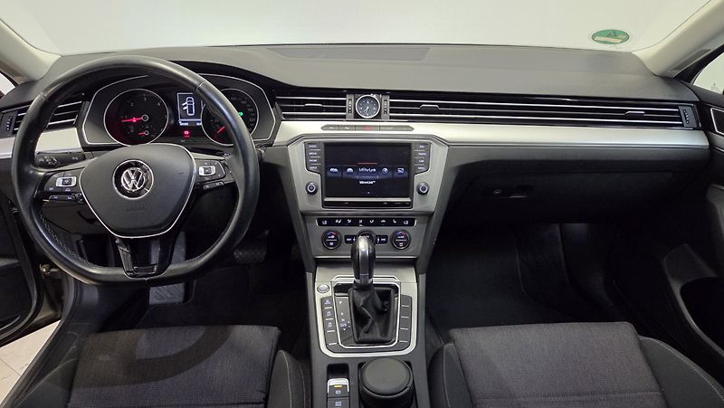 Volkswagen Passat - fotka 6 z 6
