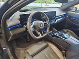 BMW Řada 5 540d xDrive Touring M-Sport - náhled 8