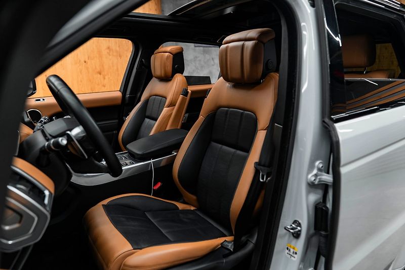 Land Rover Range Rover Sport - fotka 19 z 28