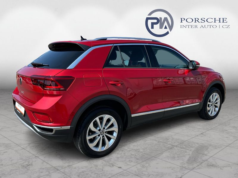 Volkswagen T-Roc Style 1.5 TSI 110kW Man. 6 - fotka 6 z 24