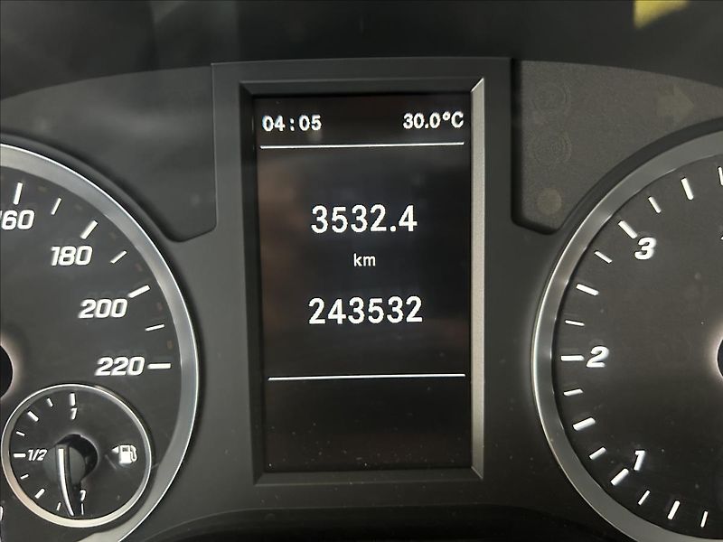 Mercedes-Benz Vito 1,8   114 CDI,1.MAJ,KAMERA,DPH - fotka 13 z 25