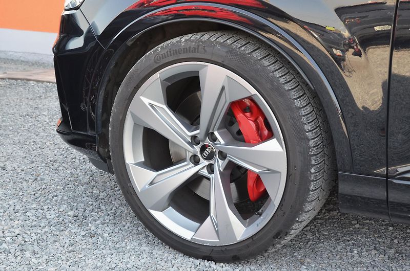 Audi SQ7 (2020) TDi V8 320kW Quattro EXCLUSIVE - fotka 10 z 45