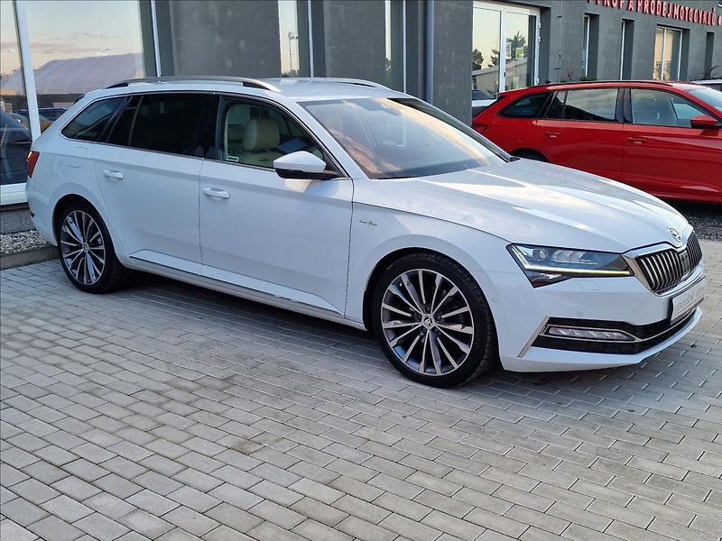 Škoda Superb 2.0TDI 140kW DSG 4x4 L&K ,ČR - fotka 2 z 50