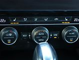Volkswagen Arteon (2017) R-line 2.0 BiTDI 4Motion, 4X4 - náhled 28