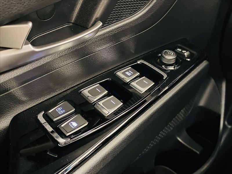 SsangYong Korando 1,5 GDI-T 120Kw - fotka 12 z 28