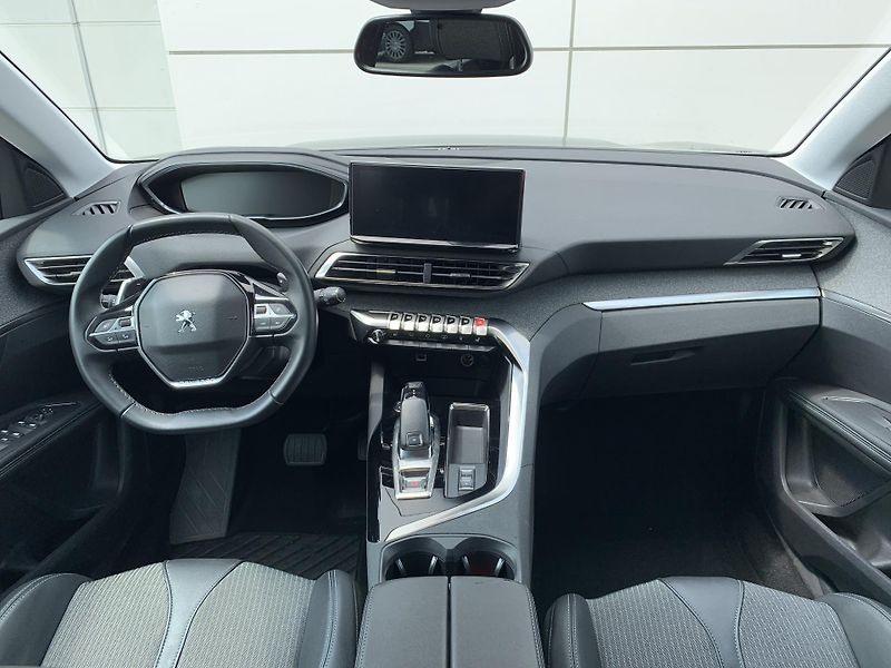 Peugeot 3008 ALLURE PACK 1,5 BlueHDi 96kW - fotka 2 z 30