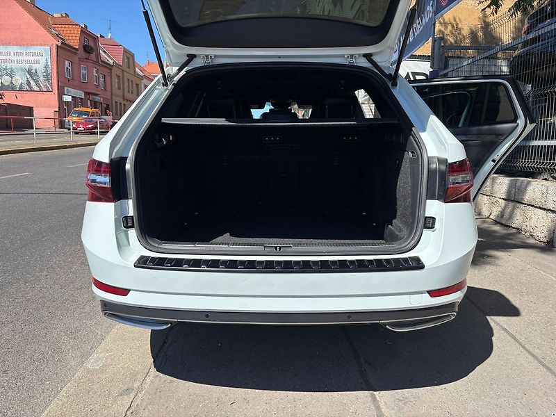 Škoda Superb 2.0TDI-AT/2018/SPORTLINE-ZÁRUK - fotka 6 z 55