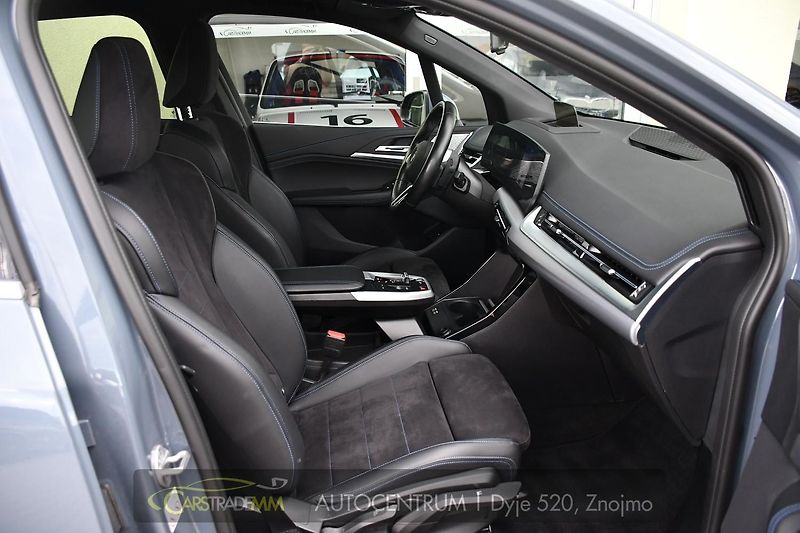 BMW Řada 2 218D ACTIVE TOURER ČR 1M - fotka 16 z 60