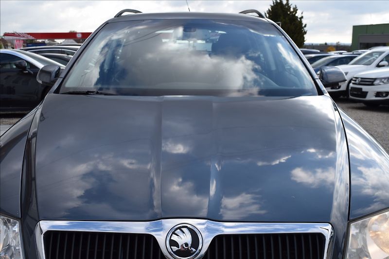Škoda Octavia 2,0 TDi 103kw 4x4 2 SADY KOL - fotka 3 z 36