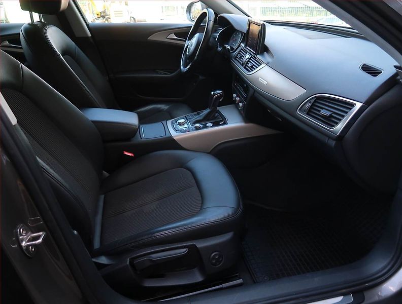 Audi A6 Allroad (2015) 3.0 TDI, 4X4, Automat - fotka 9 z 22