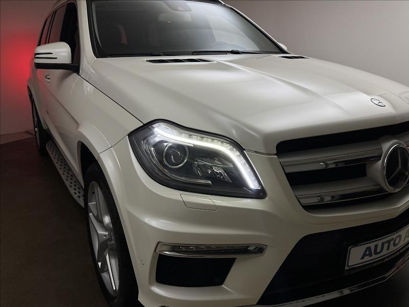 Mercedes-Benz GL 3,0 7-MÍST H/K PANO NZTOP TZ - fotka 46 z 53
