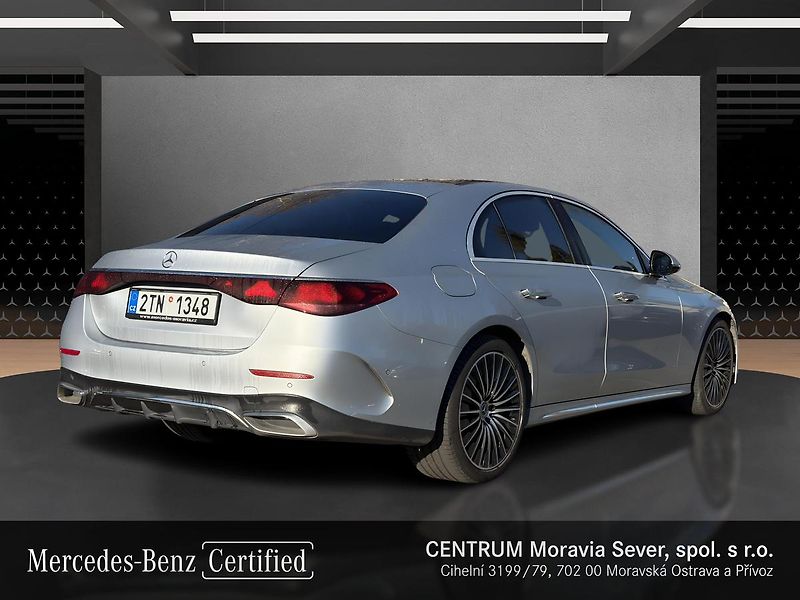 Mercedes-Benz Třídy E E 450d 4M AMG Style - fotka 5 z 18