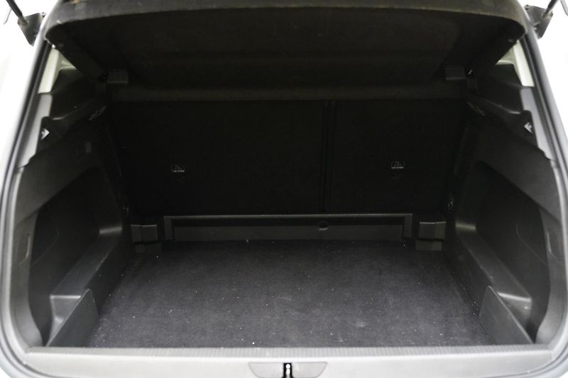 Opel Grandland X - fotka 24 z 25