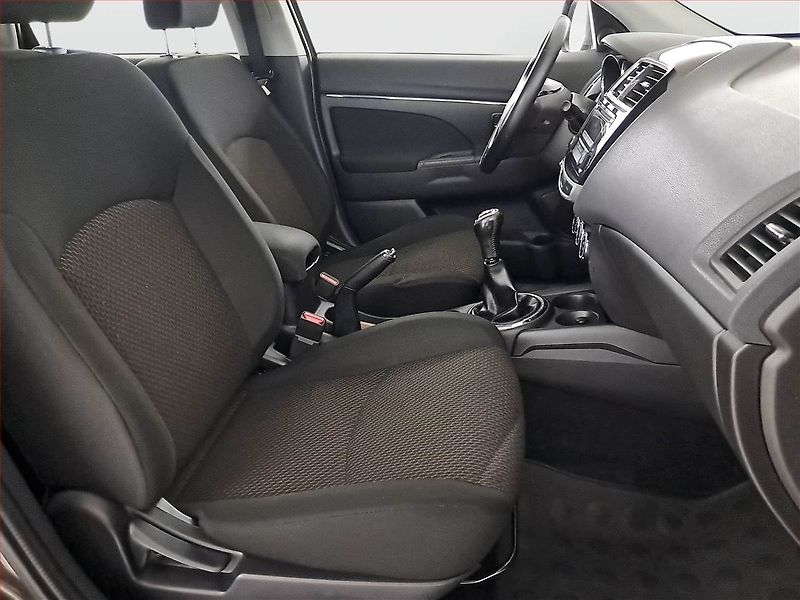 Mitsubishi ASX (2016) 1.6 MIVEC, Tempomat - fotka 9 z 16