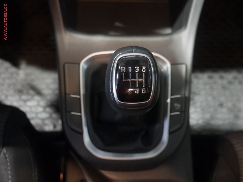 Hyundai i30 (2020) 1.0T-GDi, ČR, AC, temp - fotka 16 z 17