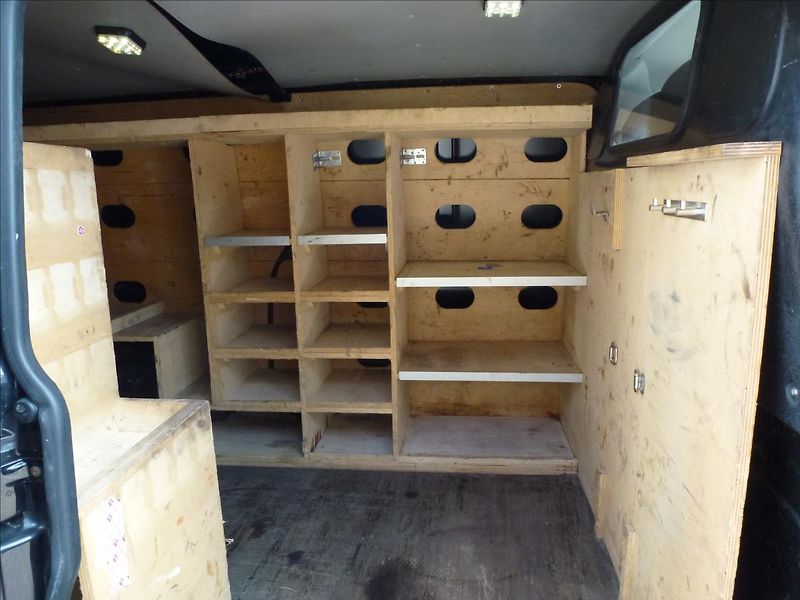 Volkswagen Transporter 2,0 TDI Long - fotka 25 z 48