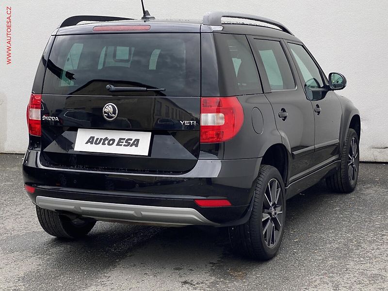 Škoda Yeti (2014) 1.2 TSi, Outdoor, DSG, navi - fotka 4 z 19
