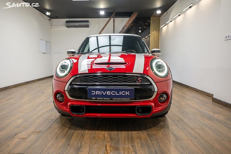 Mini Cooper S 2.0 141 kW - fotka 2 z 36