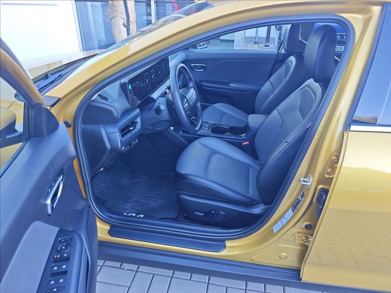 Kia K4 1,6 T-GDI 110kW 7DCT  TOP - fotka 10 z 19