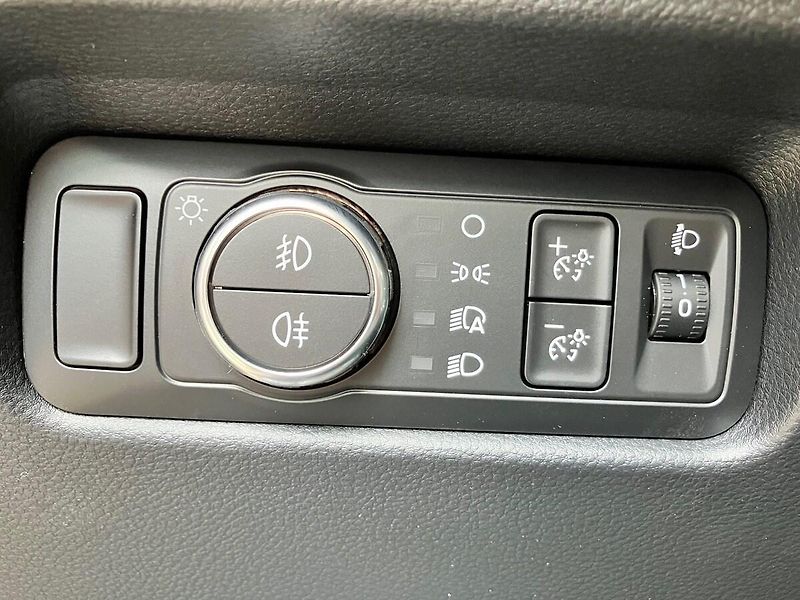 Ford Ranger (2025) XLT, Dvojkabina, 2.0 EcoBlue 1 - fotka 11 z 31