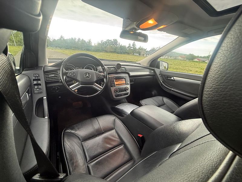 Mercedes-Benz Třídy R ELEGANCE W251 4-MATIC 350 CDI - fotka 11 z 21