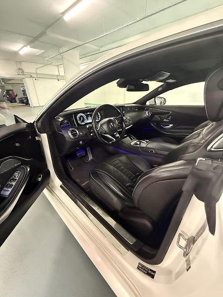 Mercedes-Benz Třídy S (2016) Mercedes-Benz S500 4MATIC Coup - fotka 8 z 10