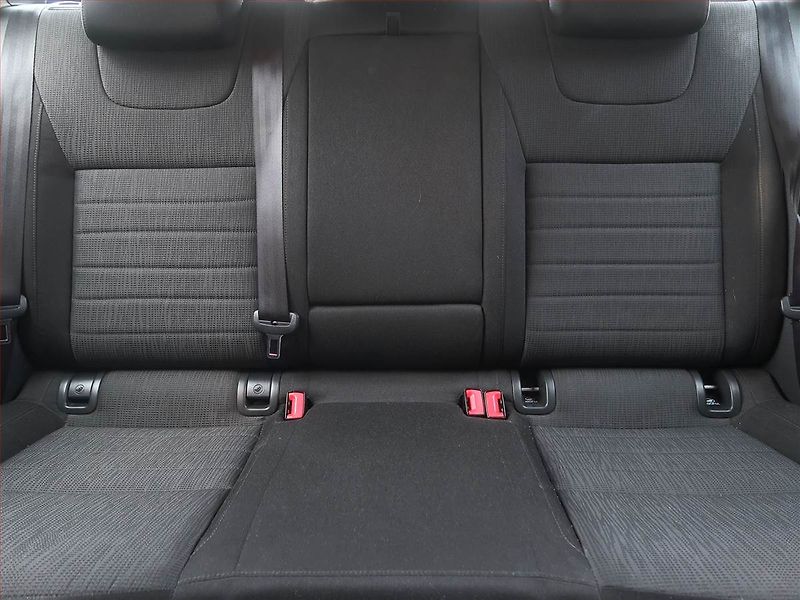 Škoda Octavia (2013) Elegance 2.0 TDI, Serv.kniha - fotka 10 z 16